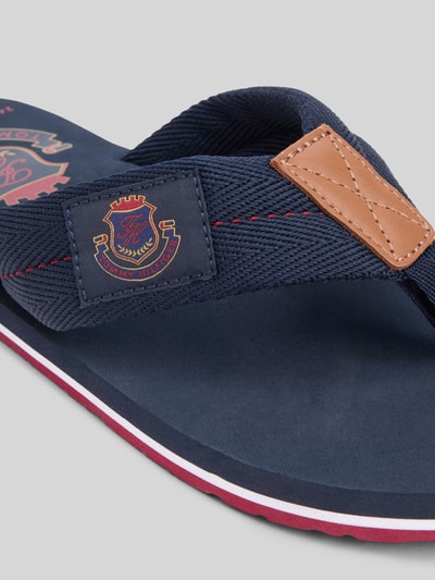 Tommy Hilfiger Zehentrenner mit Wappen Detail Marine 4