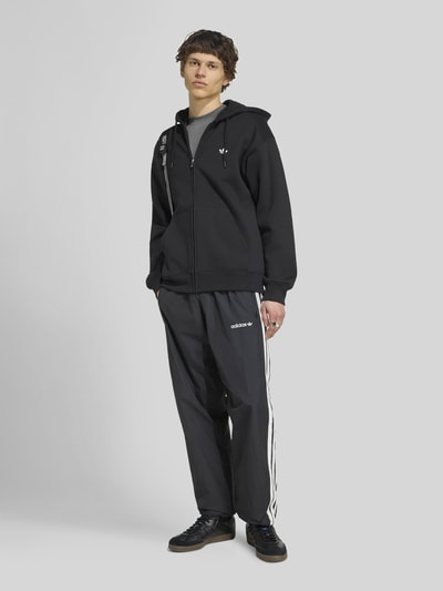 adidas Originals Loose Fit Trainingshose mit Label-Stitching Black 1