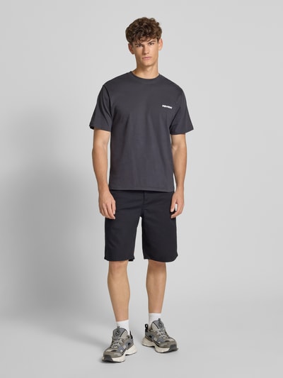 REVIEW T-Shirt mit Rundhalsausschnitt Anthrazit 1