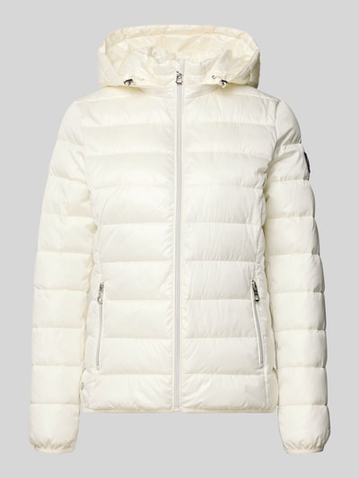Productfoto, Regular Fit Steppjacke mit Kapuze van NAUTGÅRD in crème, gewatteerd, ritsluiting, capuchon met tunnelkoord, labeldetail, mouwriem, maat M: ruglengte 90 cm, schouderbreedte 45 cm, borstwijdte 56 cm, mouwlengte 60 cm