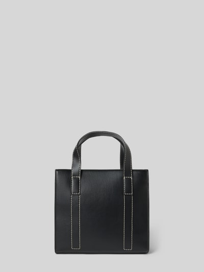 Produktfoto, Handtasche mit Label-Detail Modell 'AURY' von VALENTINO BAGS in Schwarz, strukturierte Oberfläche, Hauptfach mit Reißverschluss, Maße 25x22x9 cm, Tragehenkel, Schulterriemen, Innenfach mit Reißverschluss.