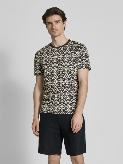 MCNEAL T-shirt ze wzorem na całej powierzchni i okrągłym dekoltem Czarny 4