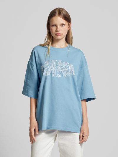 Review Oversized T-Shirt mit Label-Print Rauchblau 4