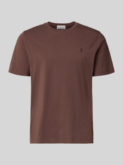 Produktfoto, braunes Regular Fit T-Shirt aus reiner Baumwolle Modell 'JAAMES' von ARMEDANGELS, einfarbig, glatte Struktur