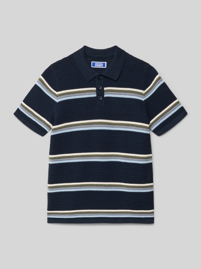 Produktfoto, Regular Fit Strick-Poloshirt Modell 'MAINE' von Jack & Jones, gestreift in Blau, Weiß und Beige, reine Baumwolle, Knopfleiste, Kinder Poloshirt