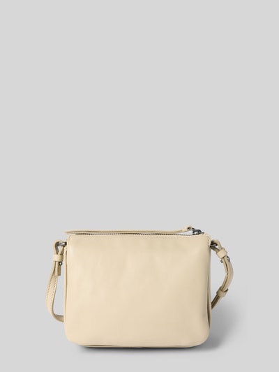 Produktfoto, Crossbody Bag mit Logo-Prägung Modell 'Nina' von LIEBESKIND BERLIN in Beige, glattes Leder, rechteckige Form, sichtbarer Reißverschluss