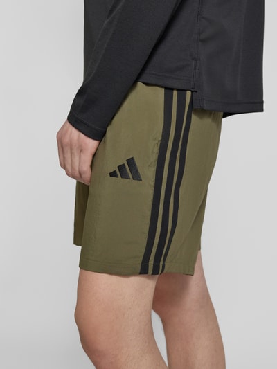 ADIDAS SPORTSWEAR Regular Fit Shorts mit Logo-Stitching Modell 'CHELSEA' Oliv 3