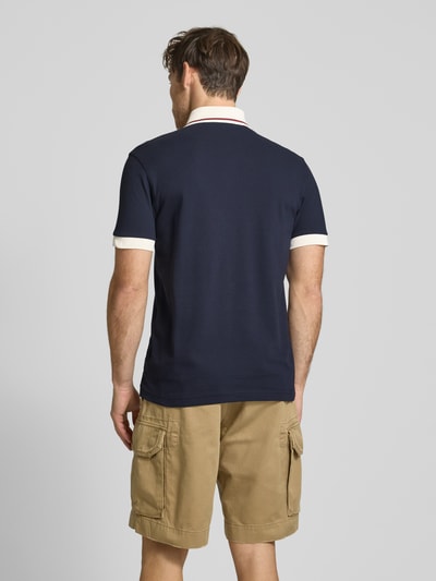 Napapijri Slim Fit Poloshirt mit Label-Print Marine 5