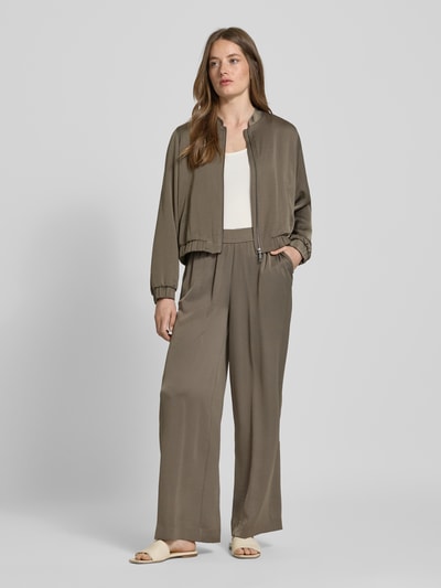 comma Relaxed Fit Stoffhose mit elastischem Bund Oliv 1