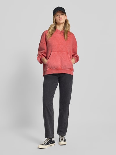 OH APRIL Bluza o kroju oversized z kapturem i kieszenią kangurką model ‘Cherish’ Koralowy 1