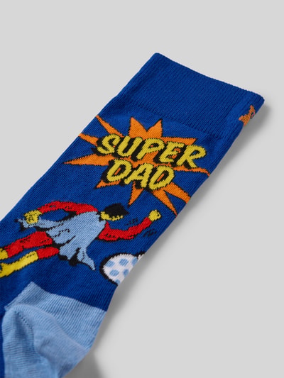 Produktfoto, Skarpety z Mieszanki bawełny i elastanu Model 'FLYING SUPER DAD' od Happy Socks, kolor niebieski, motyw komiksu, detale z napisem, kontekst: Skarpety męskie Happy Socks, Mieszanka bawełny i elastanu, Prążkowany ściągacz, Model 'FLYING SUPER DAD', Detale z logo.