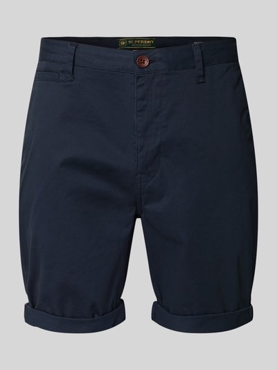 Produktfoto, Regular Fit Shorts mit Münztasche von Superdry, granatowy, mieszanka bawełny, kieszonka na monety, kieszenie z tyłu, zapięcie na guzik i zamek błyskawiczny, szerokość w rozmiarze 32: 44 cm, długość wewnętrzna nogawki w rozmiarze 32: 20 cm