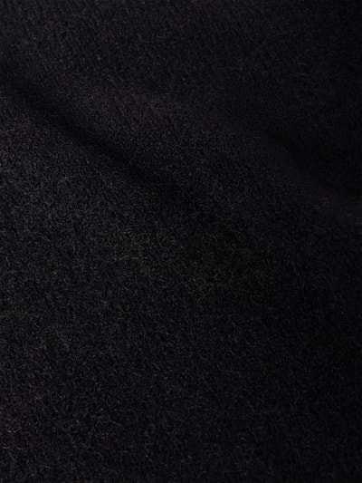 Productfoto, close-up van zwarte zachte stof met licht harige textuur, Schal mit Woll-Anteil van Jake*s Casual