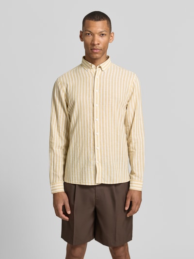 Lindbergh Koszula casualowa o kroju relaxed fit z kołnierzykiem typu button down Piaskowy 4