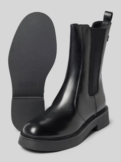 Produktfoto, schwarze Boots aus echtem Rindsleder von Tamaris, glatte Oberfläche, robuste Sohle, Damen Stiefel / Boots von Tamaris.