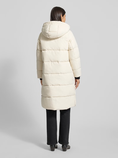 s.Oliver RED LABEL Płaszcz pikowany o prostym kroju z kapturem Złamany biały 5