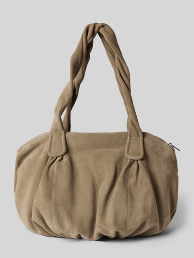 Productfoto, shopper met lang hengsel, label in reliëf Model 'LUCY' van LIEBESKIND BERLIN, Hoofdvak met ritssluiting, binnenvak met rits, Breedte maat 1: 50 cm, Lengte maat 1: 35 cm, Diepte maat 1: 22 cm, schouderbandlengte maat 1: 66 cm, damesaccessoire in beige met zachte textuur
