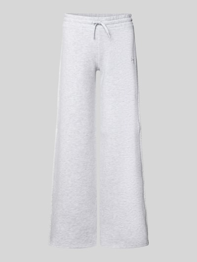 Produktfoto, Sweatpants mit Häkelspitze von REVIEW, Mieszanka materiałów z mieszanką bawełny, prosty krój, elastyczny pas z tunelem, wyhaftowane logo, szydełkowa koronka, długość wewnętrzna nogawki w rozmiarze S: 79 cm, jasnoszary kolor, miękka tekstura