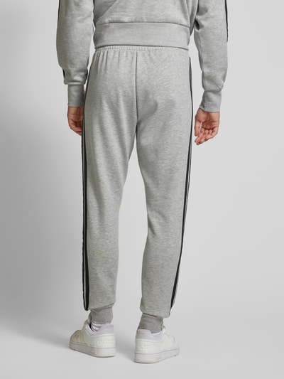 ADIDAS SPORTSWEAR Relaxed Fit Sweatpants mit Logo-Stitching Hellgrau 5