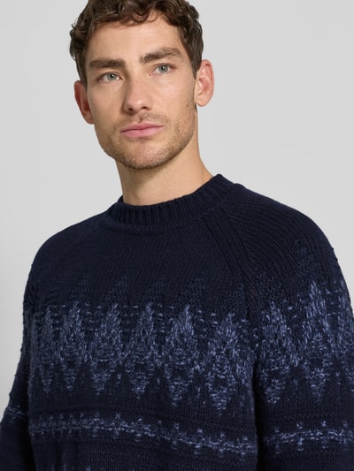 BOSS Orange Sweter z dzianiny o kroju relaxed fit z mieszanki wełny model ‘KAROMBO’ Granatowy 3