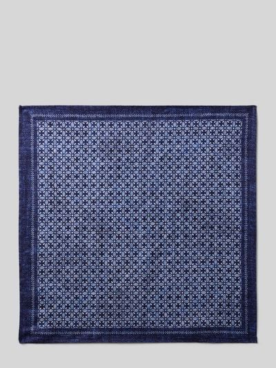 Produktfoto, Einstecktuch aus Leinen-Mix mit Seiden-Anteil von Verugia, rechteckige Passform, blauer Allover-Paisley-Print mit geometrischem Allover-Print, feine strukturierte Textur.