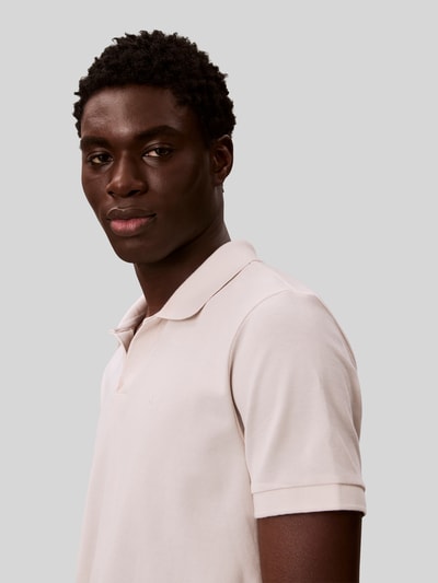 Calvin Klein Jeans Regular Fit Poloshirt aus reiner Baumwolle Ecru 3