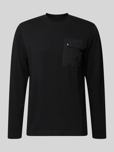 Produktfoto, Relaxed Fit Langarmshirt aus Baumwoll-Mix von Barbour in Optik: Unifarben, Passform: Relaxed-Fit, Label-Schriftzug, Label-Stitching, metallische Akzente, Rundhals, Ärmelform: Langarm, Brusttasche, Material: Baumwoll-Mix, schwarze Farbe, glatte Textur