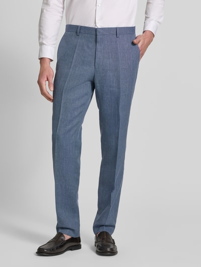 Męski model nosi Regular Fit Anzughose aus Leinen-Mix Modell 'LEON' von BOSS, z efektem melanżu, wpuszczane kieszenie, kanty, mieszanka lnu, Ganzkörperansicht von vorne.