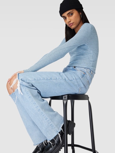 Noisy May Cropped Longsleeve mit Streifenmuster Modell 'POSY' Hellblau 3