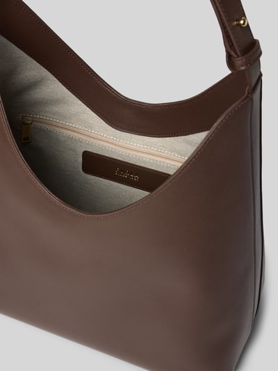 Productfoto, Handtasche aus echt leer Model 'GOCCIA' van Furla in bruin met magneetsluiting, hoofvak, binnenvak met ritssluiting, verstelbare schouderband, breedte 24 cm, lengte 31 cm, diepte 17 cm, bandlengte 42 cm