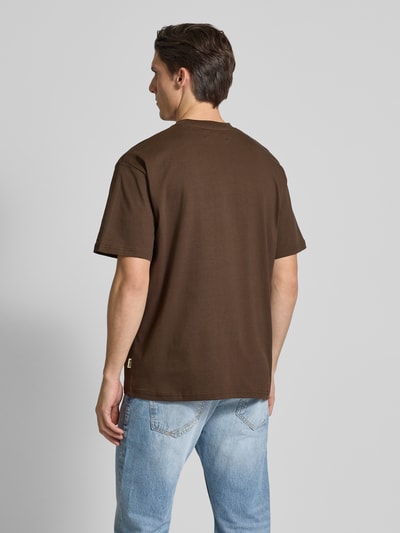 WOODBIRD Oversized T-Shirt mit Label-Stitching Hellbraun 5