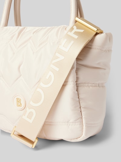 BOGNER Handtasche mit Label-Patch Modell 'wallis' Sand 3