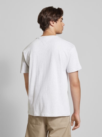 Tommy Jeans T-Shirt mit Label-Print Mittelgrau Melange 5