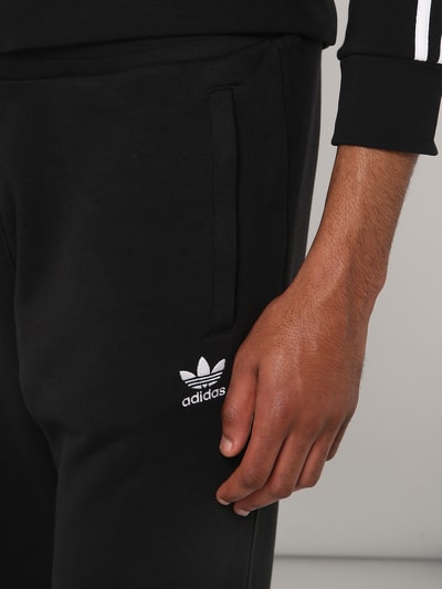 adidas Originals Sweatpants aus Baumwolle mit Logo-Stickerei  Black 3