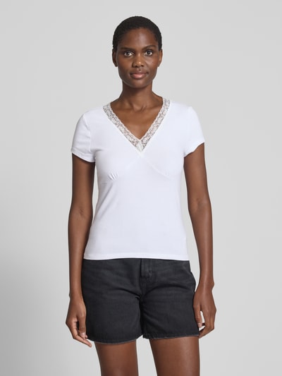 GAP T-Shirt mit V-Ausschnitt Weiss 4