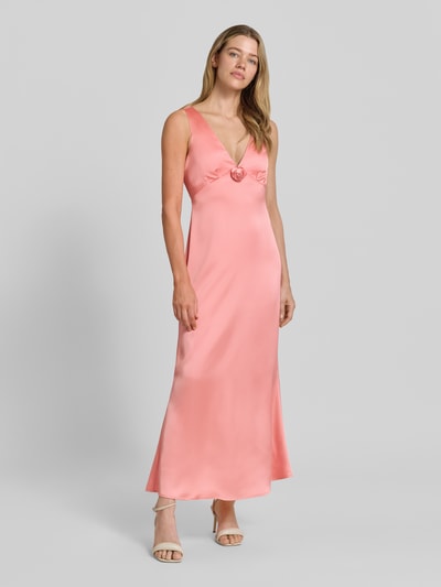 VERO MODA Schmales Abendkleid mit Rosen-Applikation Modell 'GIANNA' Koralle 4