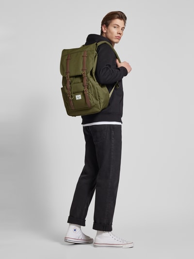 Herschel Rucksack mit Label-Detail Modell 'Little America™ Oliv 1