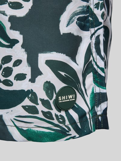 Shiwi Regular Fit Badehose mit Label-Patch Modell 'Mike' Dunkelgruen 2