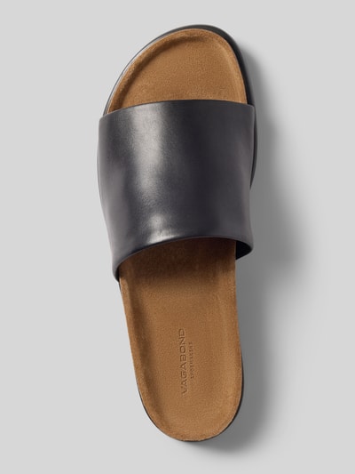 Produktfoto, Pantoletten aus echtem Rindsleder von Vagabond, Optik: Unifarben, Schuhspitze: abgerundet, Absatzform: flach, Label-Applikation, leicht profilierte Sohle, Material: Rindsleder