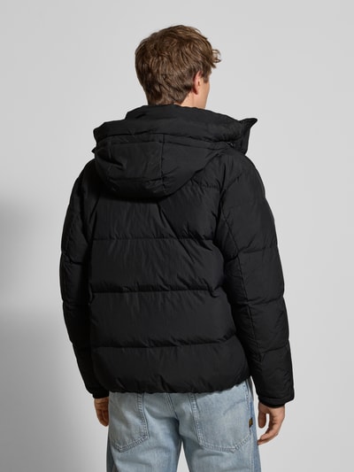 Tommy Jeans Regular Fit Steppjacke mit Kapuze Black 5