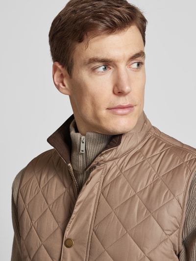 Barbour Steppweste mit Stehkragen Modell 'New Lowerdale' Sand 3