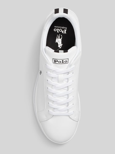 Produktfoto, Low Top Sneaker aus Glattleder von Polo Ralph Lauren, biała cholewka z gładkiej skóry, okrągły nosek, płaski obcas, logo, sznurowanie, strukturyzowana podeszwa, jednorodna kolorystyka