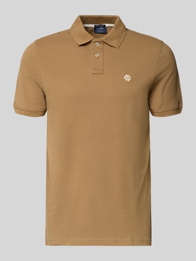 Productfoto, Slim Fit Poloshirt met logo-stitching van MCNEAL, katoen, polokraag, ruglengte maat M 70 cm, zandkleur, gladde structuur
