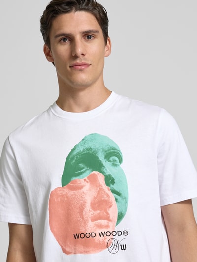 Wood Wood T-Shirt mit Motiv- und Label-Print Modell 'Bobby' Weiss 3