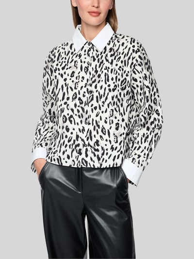 Marc Cain Cropped Langarmbluse mit kontrastierendem Kragen Weiss 4