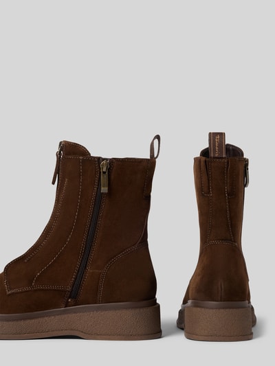 Tamaris Boots mit Frontreißverschluss aus Rindsvelours Mittelbraun 2