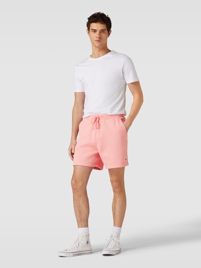 Tommy Jeans Regular fit sweatshorts met logostitching, model 'BEACH' Rosé - 1