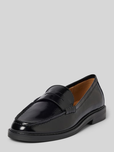 Produktfoto, Sneaker aus Leder mit Zierriemen Modell 'Adison' von Steve Madden aus beschichtetem Leder, schwarz, strukturierte Sohle, abgerundete Form, Label-Detail