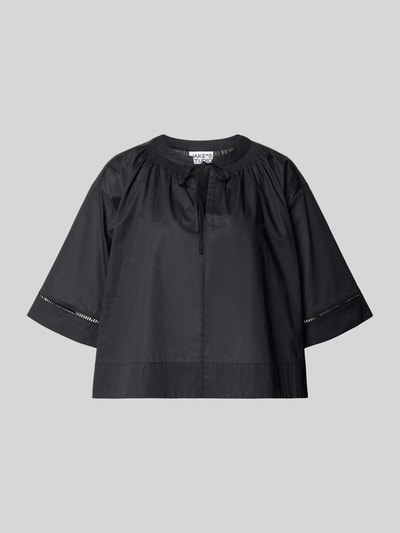 Produktfoto, Cropped Boxy Fit Bluse mit Schnürung von JAKE*S STUDIO WOMAN aus reiner Baumwolle in Schwarz mit Schlüsselloch-Ausschnitt.