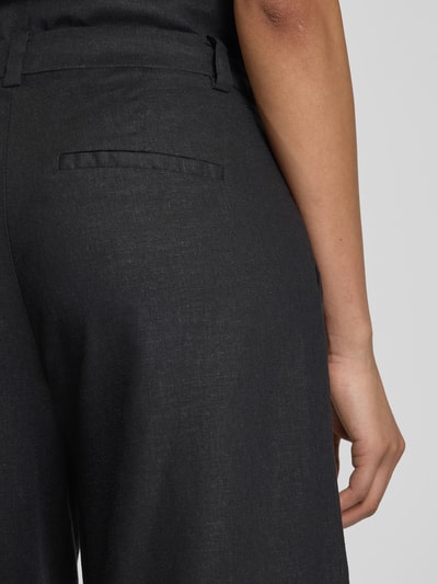 Gestuz Wide leg korte broek met bandplooien, model 'izza' Zwart - 3